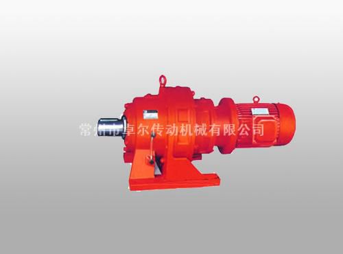 B、X系列擺線(xiàn)針輪減速機(jī)